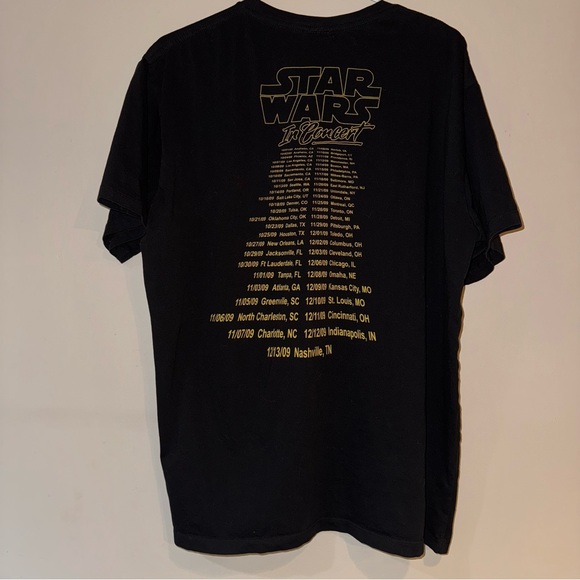 Star Wars ‘In Concert’ Darth Vader shirt - Picture 4 of 5